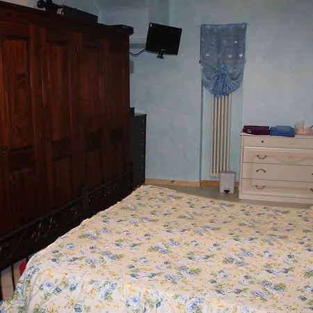 House Cristina * Perledo