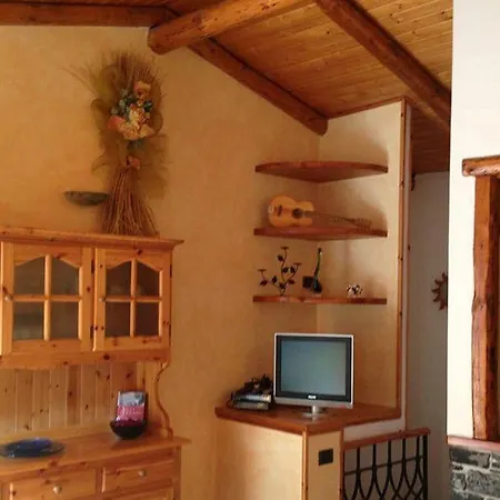 Apartment House Cristina Perledo
